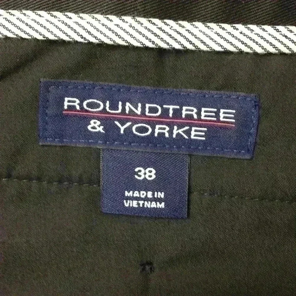 NWT Roundtree & York travelSMART - Picture 4 of 6